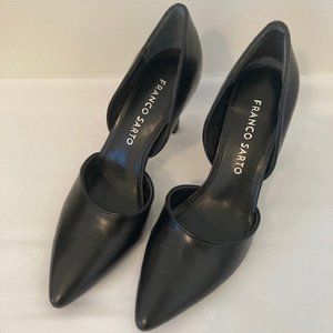 Franco Sarto Black Pointed Toe Pump Size 4